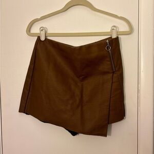 Faux leather skort